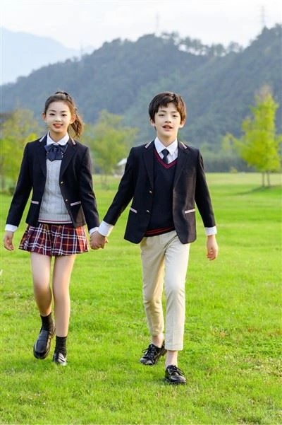 Đồng phục học sinh đan vest